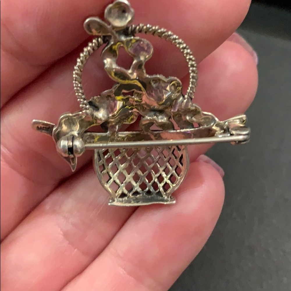 Vintage Sterling Silver Flower Basket Brooch - Picture 14 of 15